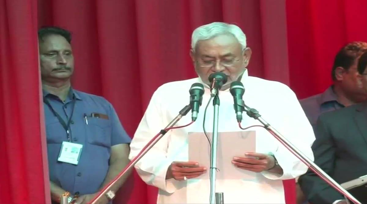 nitish kumar takes oath as bihar cm