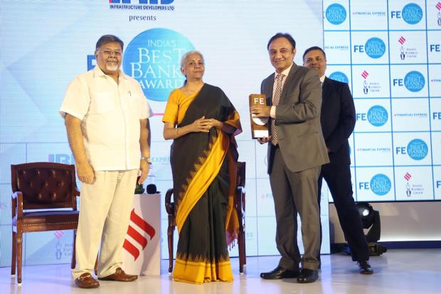 The Private Sector Bank category winner is Sandeep Bakshi, MD & CEO of ICICI Bank(Express Photo team)