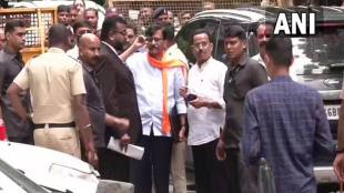 sanjay raut at ED office