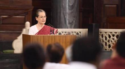 sonia gandhi CWG meet