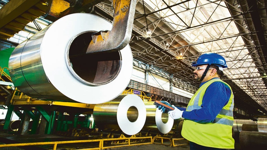 vedanta rating, vedanta revenue, vedanta outlook,