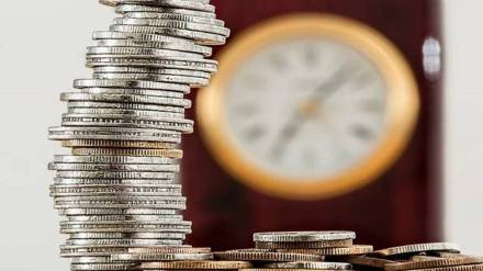 US stocks, Fractional Investing, international diversification, Dollar cost averaging,