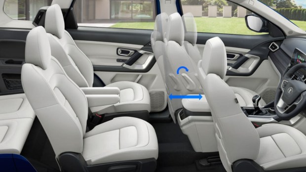 Tata Safari interior