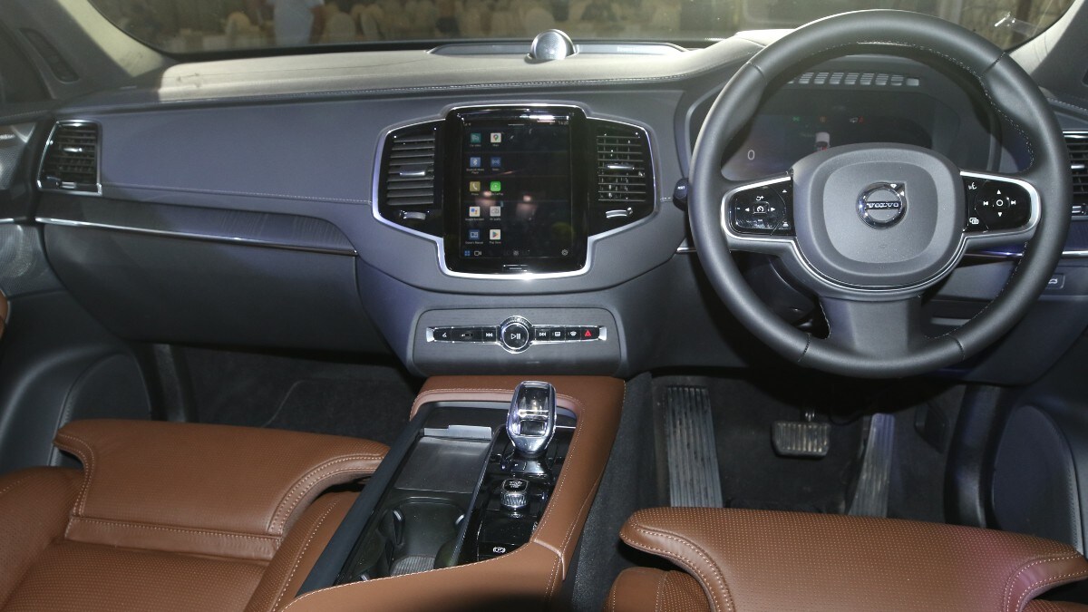 The new Volvo XC90 gets Bowers and Wilkins sound system with 19 speakers, adaptive cruise control and pilot assist amongst other features.