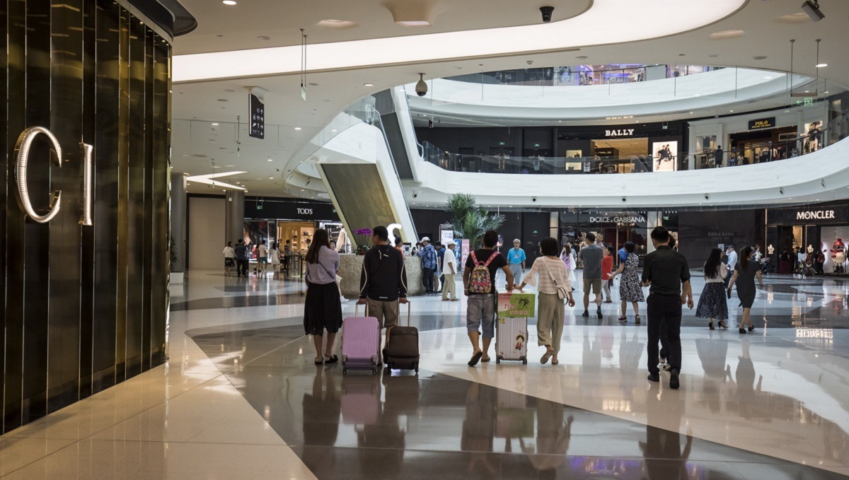 retail brands, retailers, shopping mall, festive season, growth, sales, preparations, annual revenue