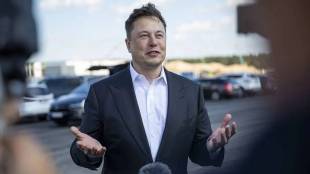 elon musk, auction, musk, tesla, space x, richest