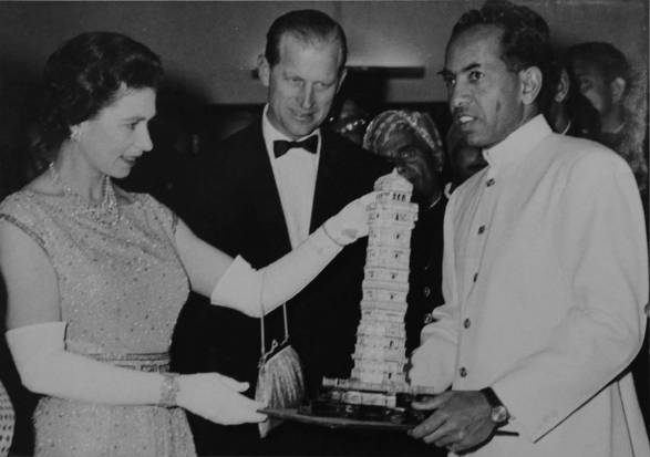 Gift for the royal guests (Photo-credit: Media Office, The City Palace, Udaipur)