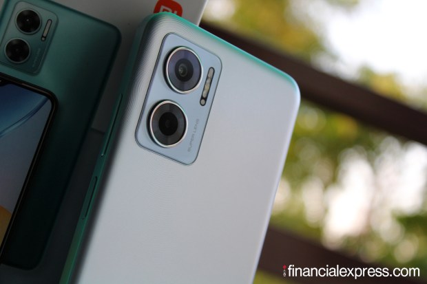 For photography, you get a dual camera setup on the back which is a combination of 50MP main and 2MP depth sensor. Photos are serviceable, for a budget phone, especially when lots of light are available. While another ultrawide would be nice, it's no deal breaker considering the price point. On the front, the phone has an 8MP camera for taking selfies. (Photo credit: Saurabh Singh/Financial Express)