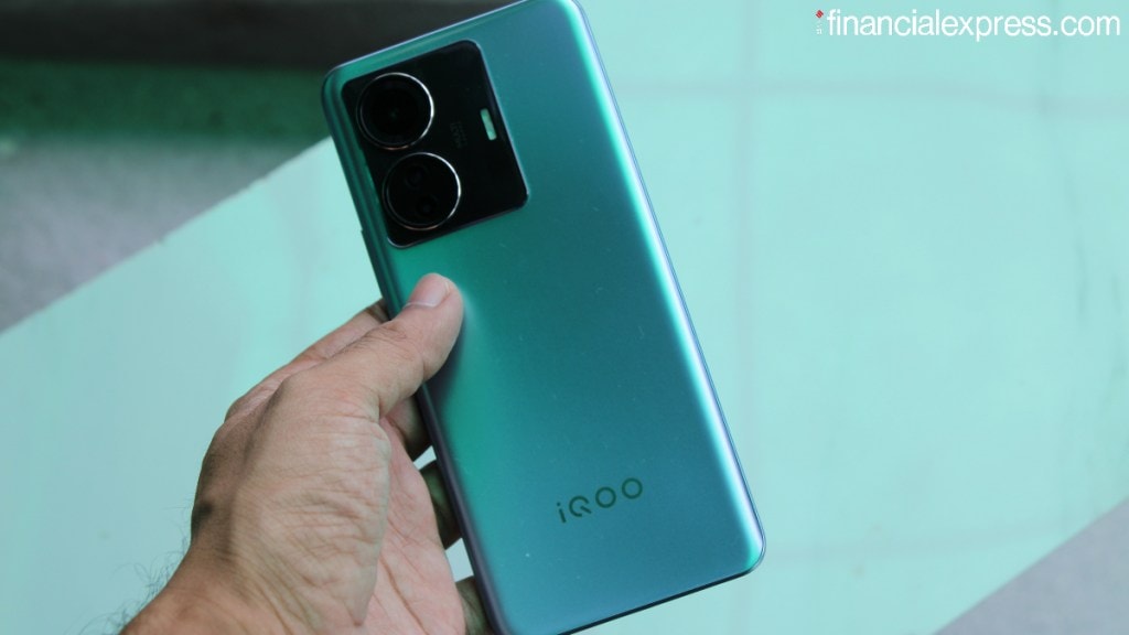 iQOO Z6 Lite 5G hands-on