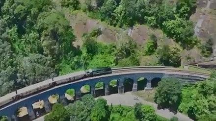 train, Southern Railway, Indian Railways train, Southern Railway, Indian Railways