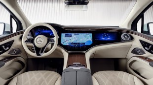 Mercedes-Benz-EQS-electric-SUV-interior