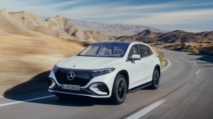 Mercedes-Benz EQS electric SUV