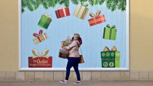 online shopping, offline shopping, festival season, festive, shopping, survey, diwali, navratri, durga puja