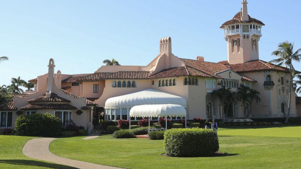 US, Trump team propose names for arbiter in Mar-a-Lago probe