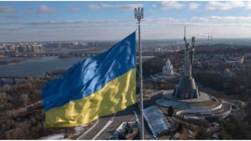 Ukraine pushes major counteroffensive as war marks 200 days Kyiv