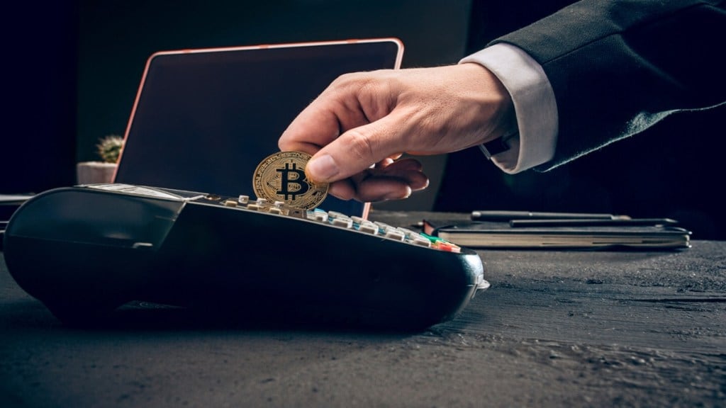 According to Congressional Research Service, a public policy research institute, financial services company Fidelity Investments will allow users to allocate 20% of their retirement savings to Bitcoin-backed investments through their 401(k) retirement plans