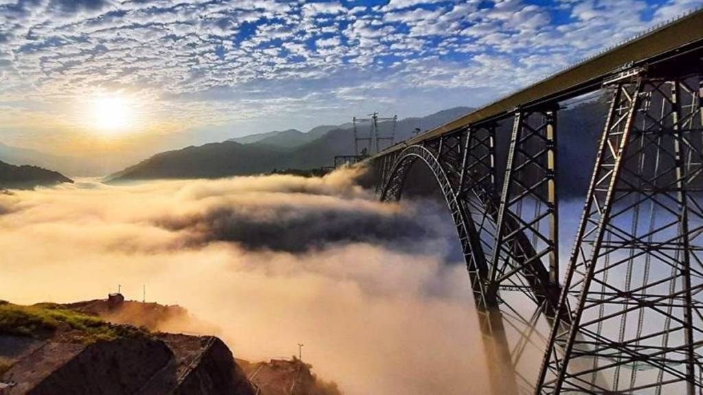 Indian Railways, Chenab rail bridge, Jammu and Kashmir, Kashmir Railways, Udhampur-Srinagar-Baramulla Rail link Project, USBRL, Katra-Banihal