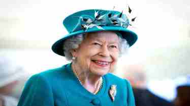 FILE PHOTO: Britain's Queen Elizabeth visits the Edinburgh Climate Change Institute at the University of Edinburgh, as part of her traditional trip to Scotland for Holyrood Week, in Edinburgh, Scotland, Britain July 1, 2021. Jane Barlow/Pool via REUTERS