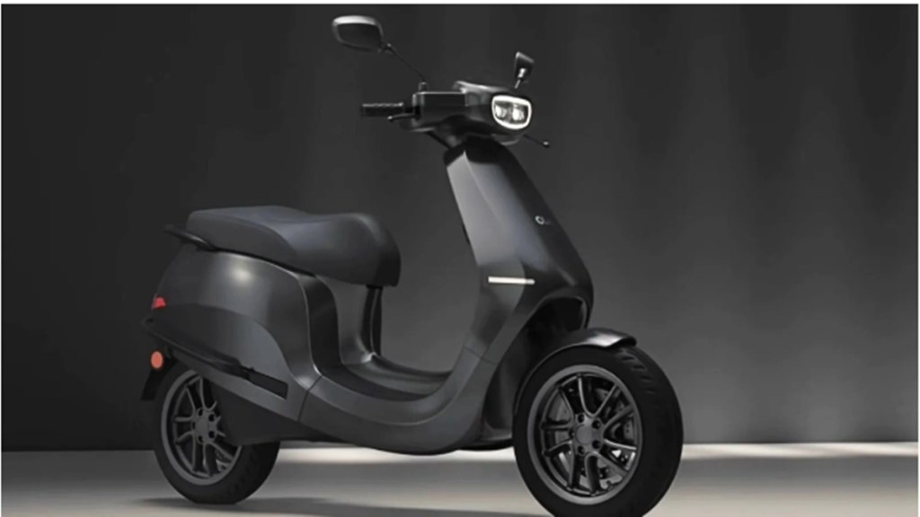 To mark the beginning of the festive season, Hero Electric recently announced an Onam offer under which it will give a free electric scooter to every 100th customer in Kerala.