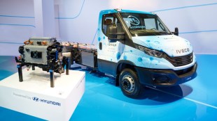 iveco showcases prototype of large hydrogen van developed with Hyundai