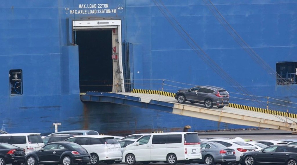 UK new car registrations