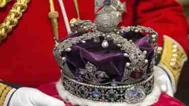 The diamond traversed through the Mughal empire and eventually Afghanistan, where it was given to a Persian invader known as Nadir Shah.