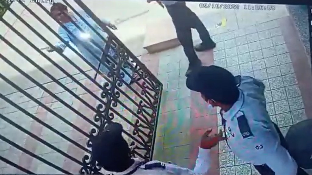 Source - Video tweeted by ANI