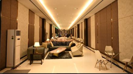 Omaxe Chowk, retail space, lease, jewellery giants, Tanishq, Senco, Giva, flagship stores, Chandni Chowk, Jewel Court