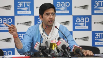 Kejriwal is yet to disclose on what grounds Chaddha, who is the co-in charge of political affairs in poll-bound Gujarat, will be arrested and by whom. (Image: IE)