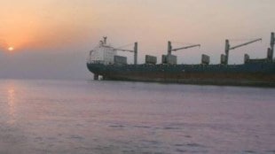 Gujarat, Alang, shipyard, ship recycling, Gujarat ship recyclers, Bangladesh, China