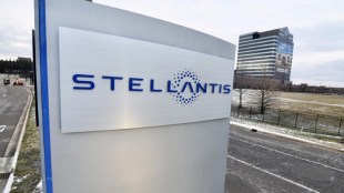 Stellantis focused on ethanol hybrid vehicles in South America, executive says