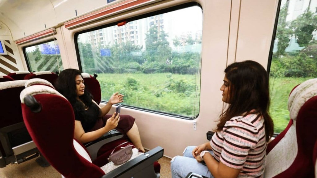 Indian Railways, Vistadome coaches, IRCTC, Mumbai Goa, Mumbai Karmali Tejas Express Indian Railways, Vistadome coaches, IRCTC, Mumbai Goa, Mumbai Karmali Tejas Express