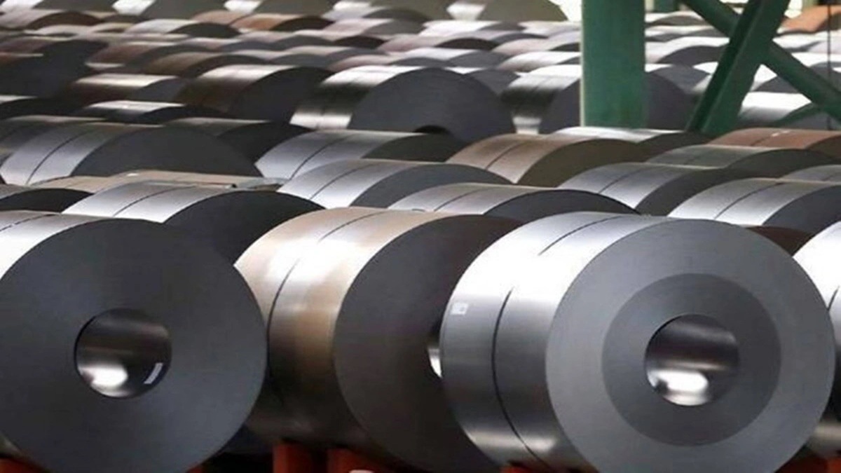 Even though the 30 per cent reduction of steel prices in India reflected the global trend of falling steel prices, the steps taken by the Finance Minister exhibited the Centre's willingness to safeguard the interests of MSMEs in the country, it said.