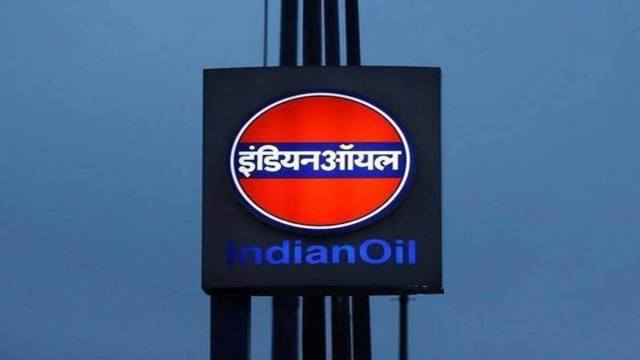 In April-June (the first quarter of 2022-23 fiscal), IOC booked a net loss of Rs 1,992.53 crore. In April-June (the first quarter of 2022-23 fiscal), IOC booked a net loss of Rs 1,992.53 crore.