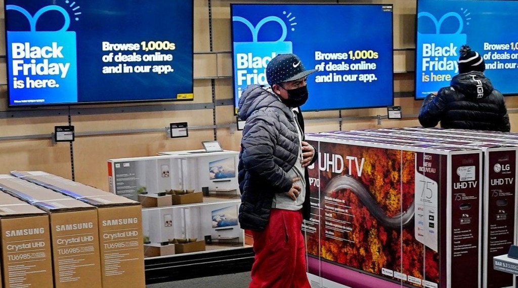 For the past year and a half, doves have repeatedly found novel ways to argue for less aggressive Fed policy. Image: AP