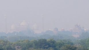 Delhi's max temp settles at 30.7 deg C, AQI 'very poor'