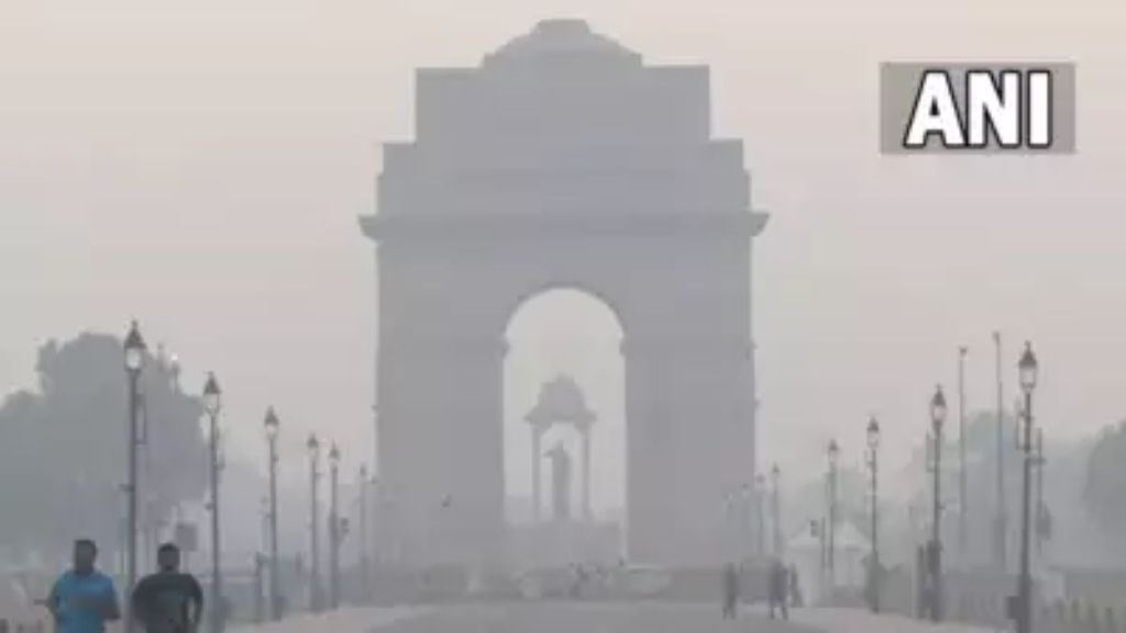 Delhi's air improves, but still 'poor'