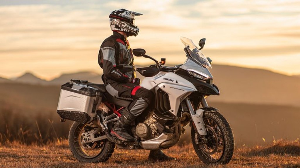 Ducati Multistrada V4S