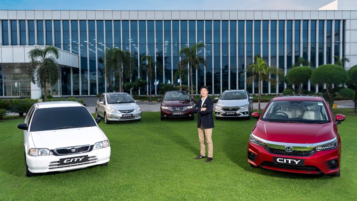 It is worth mentioning that the Honda City is the longest-running mainstream car in Indian automotive history. Now, the company is planning to launch a facelift version of the Honda City in March 2023. It will be offered with petrol and hybrid powertrain options but the diesel engine will be axed, for good.