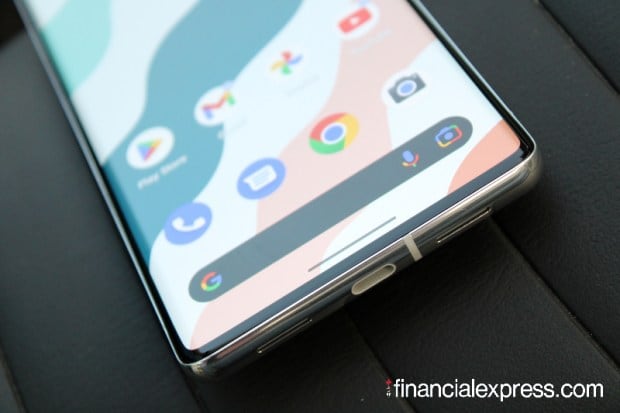 The Pixel 7 Pro comes with three cameras on the back which is a combination of a 50MP main sensor (Samsung GN1) behind an f/1.85 aperture lens, a 12MP sensor behind an f/2.2 aperture ultra-wide-angle lens (125-degrees field-of-view and autofocus which brings dedicated macro capabilities), and another 48MP sensor sitting behind an f/3.5 aperture telephoto lens for up to 5x optical zoom. Super Res Zoom is getting an update, with support for up to 30x zooming. On the front, you get a 10.8MP selfie shooter.