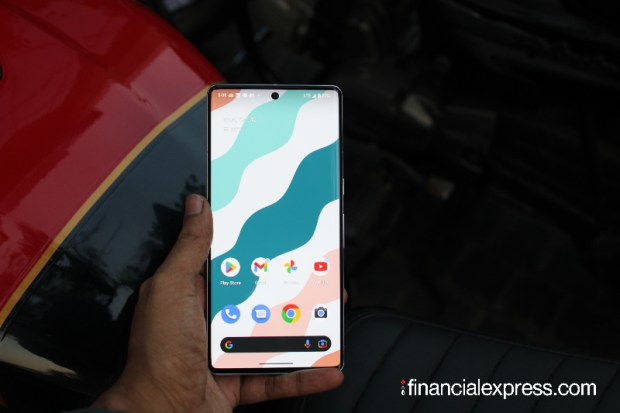 On the front, you get a 6.7-inch 1440p LTPO display with a maximum refresh rate of 120Hz. Google claims it can get up to 25 percent brighter than before. It can peak 1500 nits. HDR playback is supported. There is Corning Gorilla Glass Victus protection. You also get face unlock in addition to an in-screen fingerprint reader for biometric authentication. This is fast and reliable.