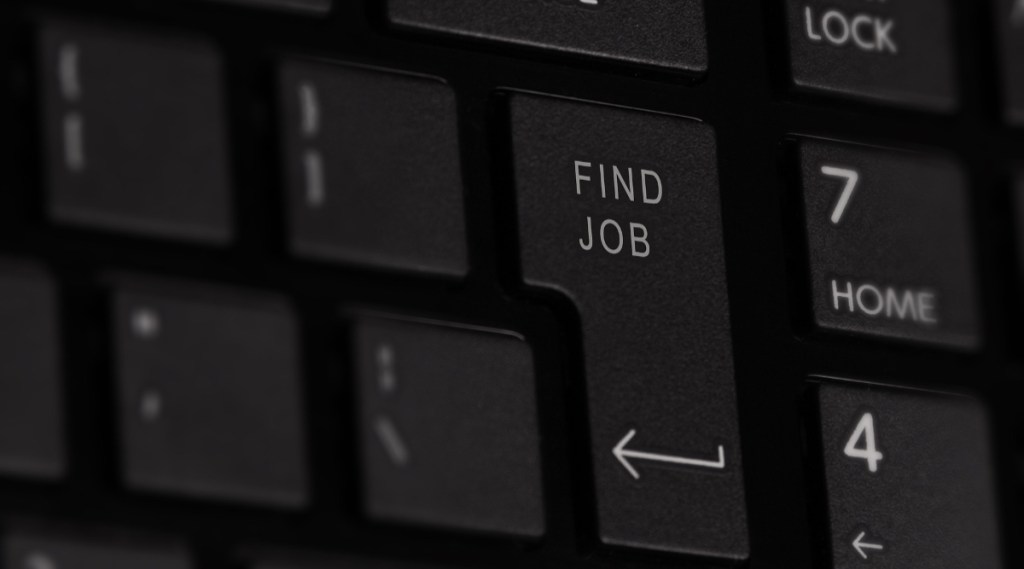 Hiring freeze, downsizing, recession, slowdown, job hunt, no vacancies, job market Hiring freeze, downsizing, recession, slowdown, job hunt, no vacancies, job market