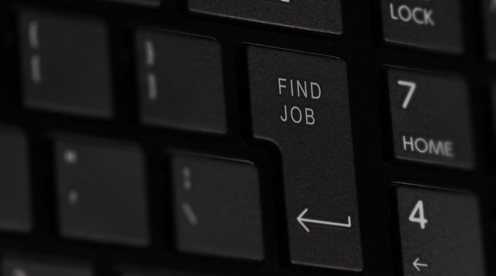 Hiring freeze, downsizing, recession, slowdown, job hunt, no vacancies, job market