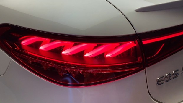 Mercedes-Benz EQS 580 tail light