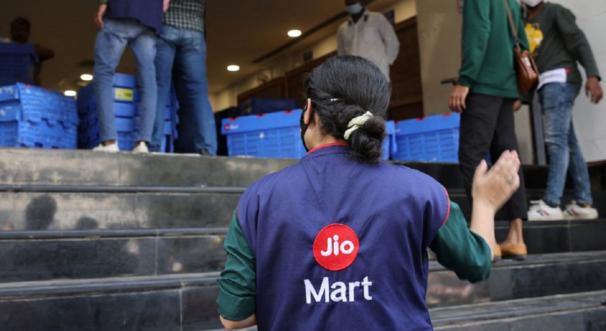 jiomart, festive season, sales, grocery, fashion & lifestyle, consumer goods, Reliance Retail, demand, seller, physical store, online shopping