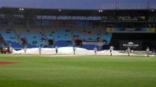 Rain delays start of Zimbabwe-South Africa game
