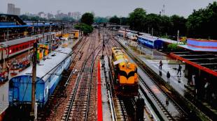 Train Time table, Indian Railways, Trains at a glance, vande bharat express, railway time table