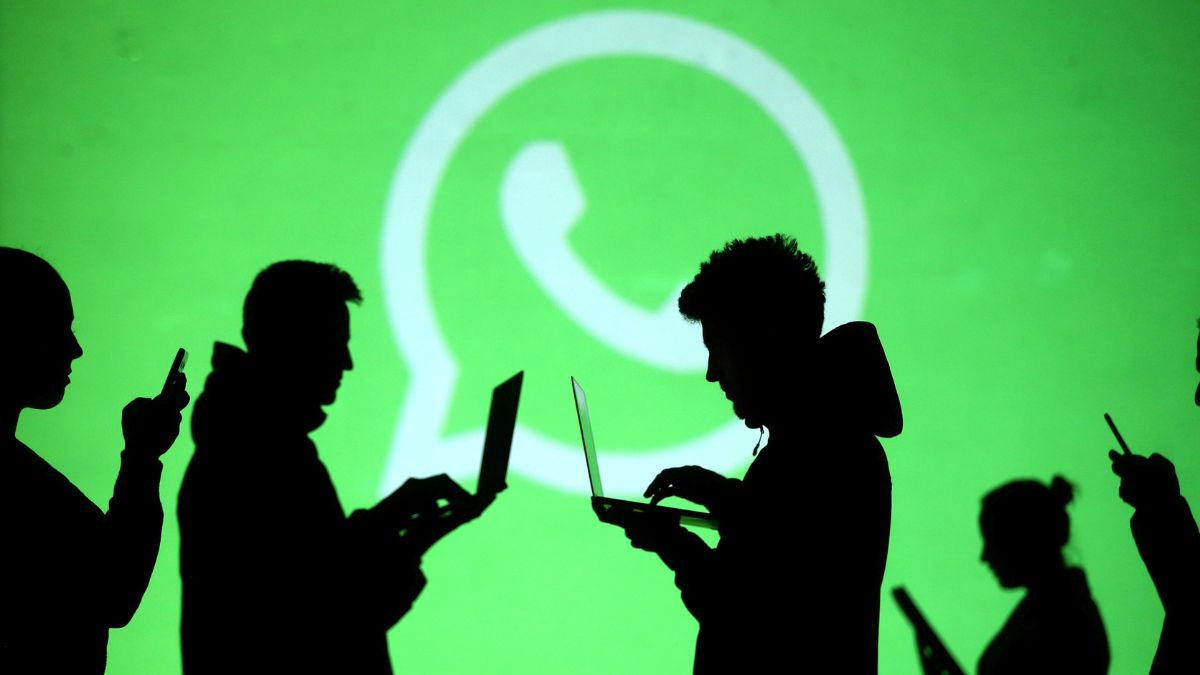 WhatsApp WhatsApp