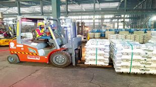 Motilal Oswal, ebitda, net profit, Vedanta, metal, mining