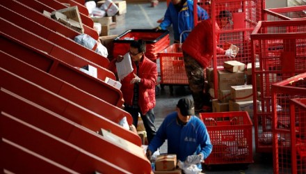 logistics, supply chain, technology, e-commerce, quick commerce, fast delivery, warehouses, parcel tracking, fleet management, inventory management